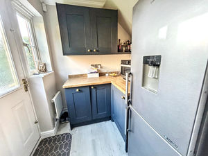 Photo 11- click for photo gallery